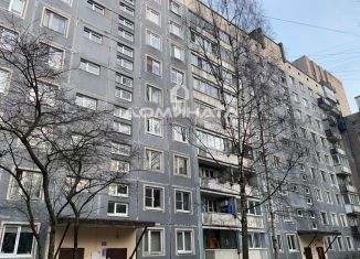 Продается четырехкомнатная квартира, 74 м2, Санкт-Петербург, Учебный переулок, 12к2, Выборгский район