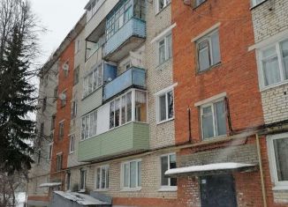 Однокомнатная квартира на продажу, 32 м2, Алексин, улица Урицкого, 28
