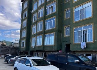 Продам трехкомнатную квартиру, 160 м2, посёлок городского типа Семендер, Московская улица, 213
