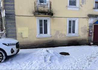 Продаю двухкомнатную квартиру, 46 м2, Шлиссельбург, Затонная улица, 3