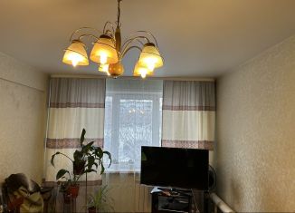 Продажа трехкомнатной квартиры, 64 м2, Усолье-Сибирское, улица Луначарского, 19Б