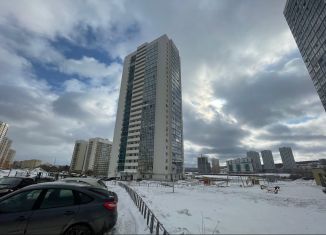 Продажа 2-комнатной квартиры, 47.6 м2, Екатеринбург, Рощинская улица, 21к1, ЖК Тихий Берег-3