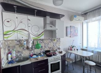 2-комнатная квартира на продажу, 35.5 м2, посёлок городского типа Безенчук, Советская улица, 107