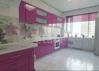Продам 2-комнатную квартиру, 68.1 м2, Саратов, Славянская площадь, 2, ЖК Volga Sky