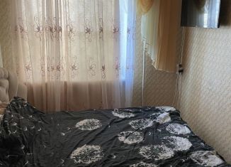 Продаю трехкомнатную квартиру, 56 м2, посёлок городского типа Красногвардейское, улица 50 лет Октября, 23