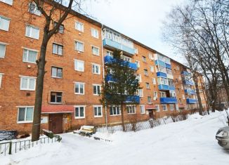 Продажа 2-комнатной квартиры, 42.4 м2, Волоколамск, Рижское шоссе, 13