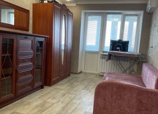 Продаю 1-комнатную квартиру, 29.3 м2, Судак, улица Мичурина