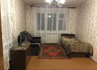 1-комнатная квартира в аренду, 33 м2, Суворов, улица Гагарина, 12
