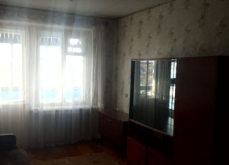 Сдача в аренду 1-ком. квартиры, 38 м2, Тихорецк, улица Ударников, 10