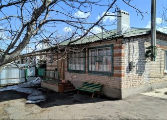 Продаю дом, 150 м2, поселок городского типа Каменка, Солнечная улица