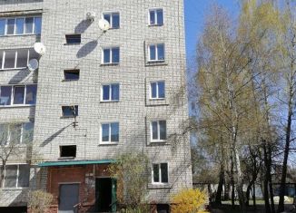 Продажа трехкомнатной квартиры, 59.9 м2, Стародуб, Красноармейская площадь, 22