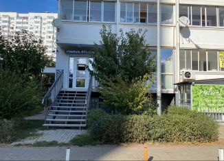 Продаю торговую площадь, 64.8 м2, Краснодар, улица им. Байбакова Н.К., 12, микрорайон Московский