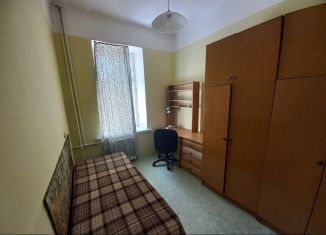Сдам двухкомнатную квартиру, 30 м2, Севастополь, Комсомольская улица, 69