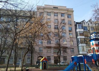 Продам многокомнатную квартиру, 47 м2, Москва, Староконюшенный переулок, 39, Староконюшенный переулок