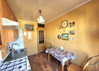 Продается трехкомнатная квартира, 60 м2, Ростов-на-Дону, Коммунистический проспект, 27, Советский район