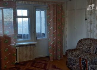 Продам двухкомнатную квартиру, 47.9 м2, Екатеринбург, улица 40-летия Октября, 52, метро Машиностроителей