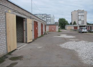 Сдается гараж, 30 м2, Новгородская область, улица Зелинского, 50