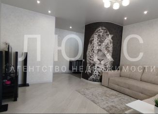 Продаю трехкомнатную квартиру, 63.7 м2, Кемеровская область, улица Чернышова, 4