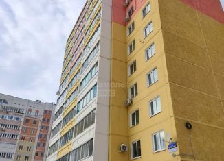 Продажа двухкомнатной квартиры, 52.2 м2, Ижевск, улица Холмогорова, 61