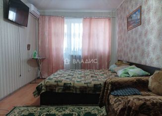 Продается двухкомнатная квартира, 47 м2, Волгоград, улица Качинцев, 122, Дзержинский район