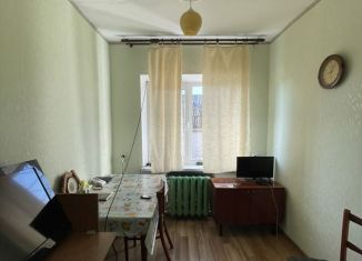 Продам трехкомнатную квартиру, 44.2 м2, Тимашевск, Красная улица, 144