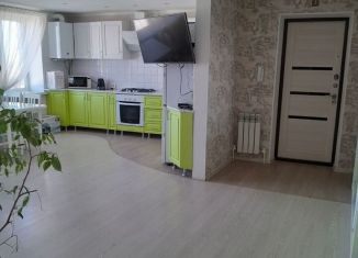 Продажа 3-комнатной квартиры, 63 м2, Минеральные Воды, улица Анджиевского, 140