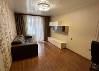 Продается 2-ком. квартира, 60 м2, Минеральные Воды, улица Новосёлов, 9