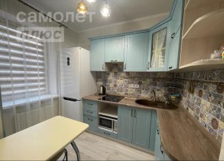 Сдам в аренду 1-ком. квартиру, 35 м2, Астрахань, улица Савушкина, 6Ж