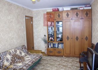 Продам 2-комнатную квартиру, 43.6 м2, посёлок городского типа Мирный, проспект Мира, 3