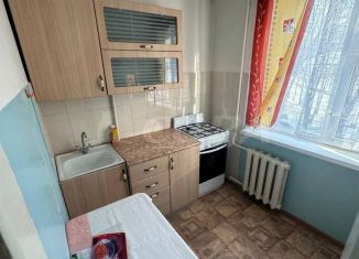2-комнатная квартира на продажу, 45 м2, Тюменская область, улица Пермякова, 2