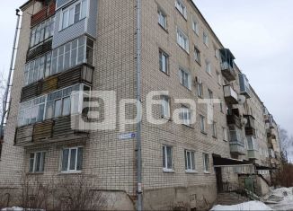 Продается двухкомнатная квартира, 44.4 м2, посёлок городского типа Ветлужский, улица Горького, 4