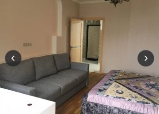 Аренда 3-ком. квартиры, 85 м2, Котельники, улица Строителей, 3