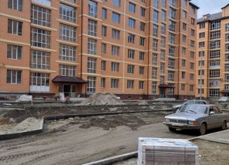 Продаю 2-комнатную квартиру, 72 м2, Чечня, улица Сайханова, 133к8