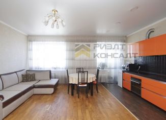 Продажа 2-комнатной квартиры, 72.6 м2, Омская область, Октябрьская улица, 107