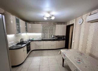 Продажа 3-комнатной квартиры, 70 м2, Краснодар, улица Орджоникидзе, 21, Западный округ