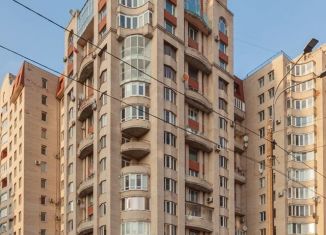 Сдаю 3-комнатную квартиру, 125 м2, Санкт-Петербург, улица Нахимова