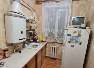 Сдается в аренду двухкомнатная квартира, 40 м2, Воронежская область, улица Матросова, 123