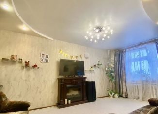 Продам 2-комнатную квартиру, 54 м2, Кировск, улица Кондрикова, 6