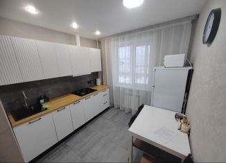 Сдаю в аренду однокомнатную квартиру, 36 м2, Богородицк, микрорайон Западный, 10Б