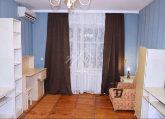 Продается 3-ком. квартира, 83 м2, станица Северская, улица Суворова, 1