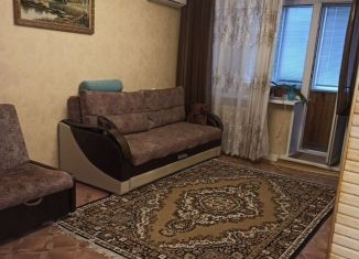 Продаю 1-ком. квартиру, 30 м2, Ульяновск, улица Димитрова, 73