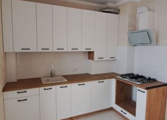 Продам 1-комнатную квартиру, 41 м2, Калининград, Батальная улица, 65А