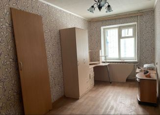 Продается 3-комнатная квартира, 58 м2, Йошкар-Ола, улица Героев Сталинградской Битвы, 41