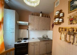 Аренда 1-ком. квартиры, 38 м2, Москва, Профсоюзная улица, 138, ЮЗАО