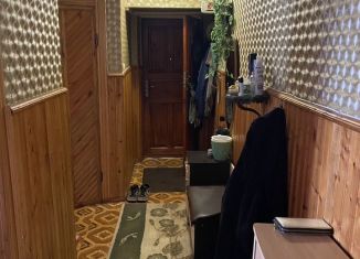 Трехкомнатная квартира на продажу, 60.1 м2, Красноперекопск, 1-й микрорайон, 8