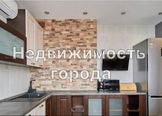 Сдается в аренду 1-комнатная квартира, 40 м2, Томск, улица 79-й Гвардейской Дивизии, 27А