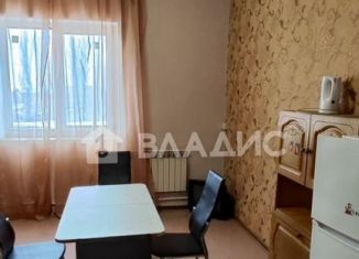 Сдаю 3-комнатную квартиру, 80 м2, Волгоград, проспект Маршала Жукова, 45