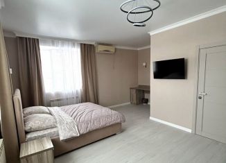 Сдаю в аренду комнату, 30 м2, Оренбург, Пионерская улица, 10