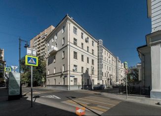 Продается квартира студия, 19.3 м2, Москва, метро Кропоткинская, Пречистенский переулок, 22/4