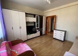 Продается двухкомнатная квартира, 44.1 м2, Артём, улица Пархоменко, 9